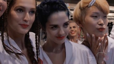 DESIGUAL NYFW S/S 2016 FASHION SHOW (Backstage and Runway) HD DESIGUAL NYFW S/S 2016 FASHION SHOW (Backstage and Runway) HD