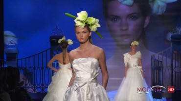 ELISABETTA POLIGNANO | BRIDAL FASHION SHOW 2017 | EXCLUSIVE